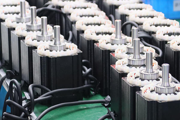 無刷電機(jī)與永磁同步電機(jī)（PMSM）的區(qū)別？